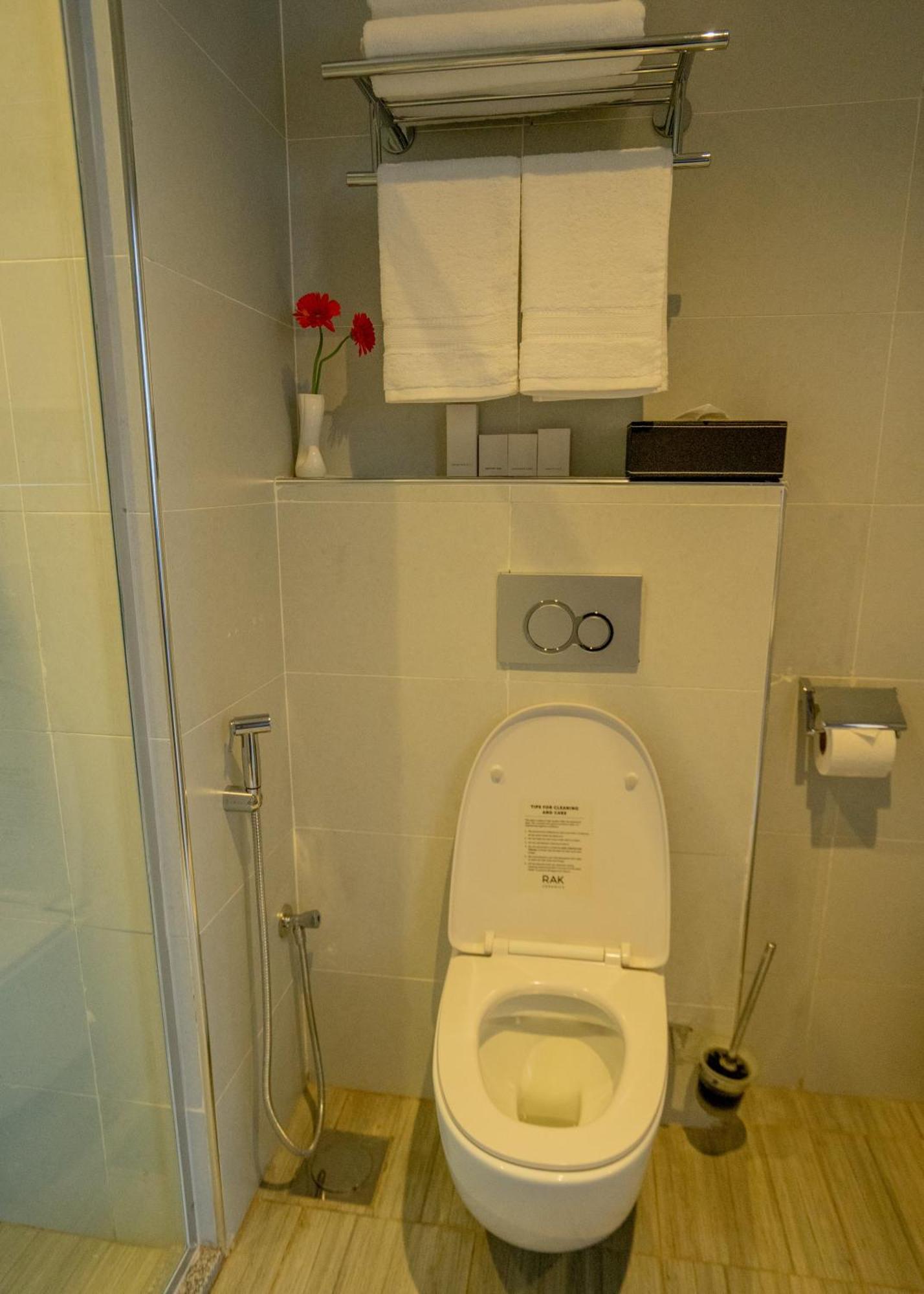 Baraka Tower Hotel Nairobi Bagian luar foto