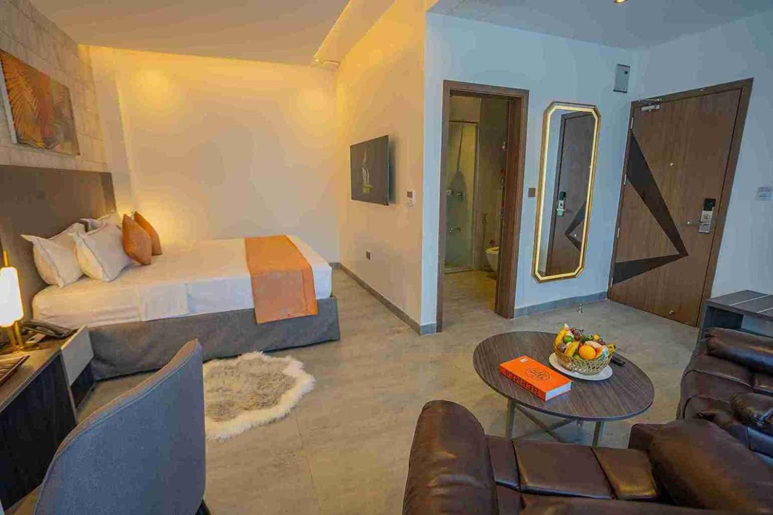 Baraka Tower Hotel Nairobi Bagian luar foto